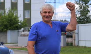 Мяч летит, как из пушки