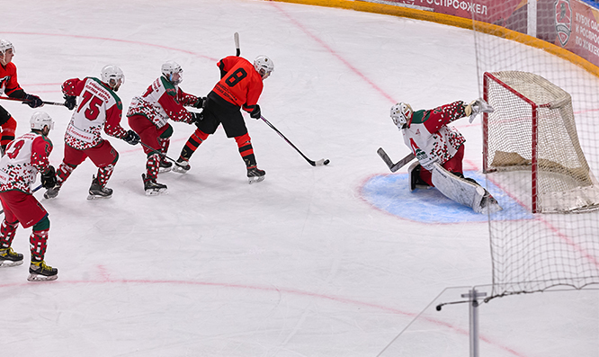 Кубок ОАО «РЖД» и РОСПРОФЖЕЛ по хоккею с шайбой. Второй день