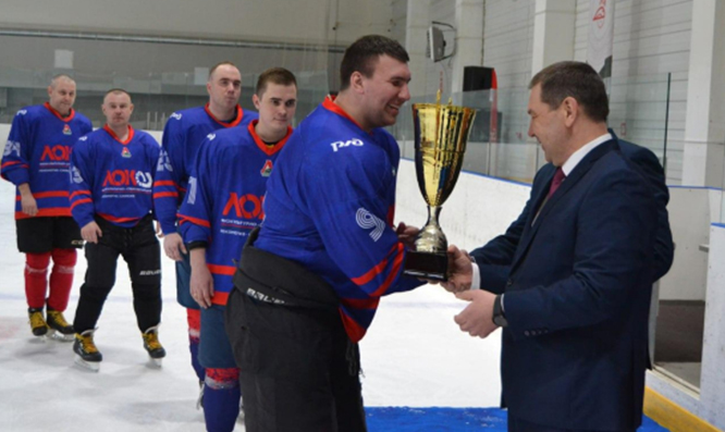 На КрасЖД состоялся Чемпионат по хоккею с шайбой